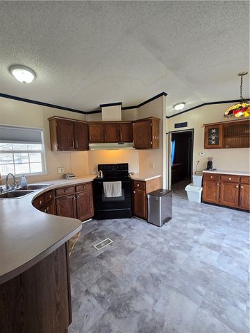 540 Finks Run Rd, Mcdonald, PA 15057