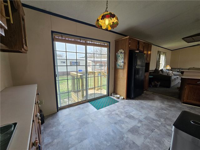 540 Finks Run Rd, Mcdonald, PA 15057