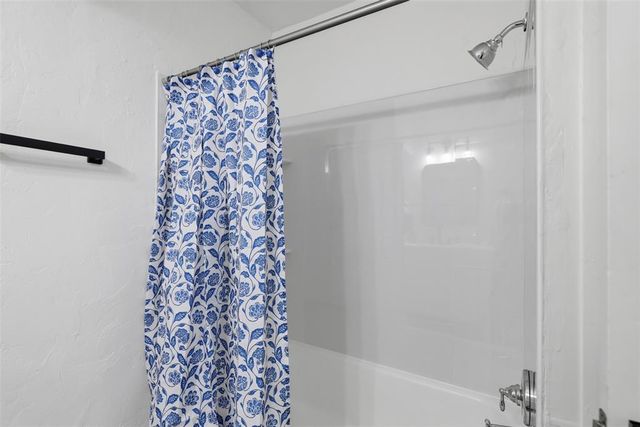 2243 W Eubanks Street, Oklahoma City, OK 73112