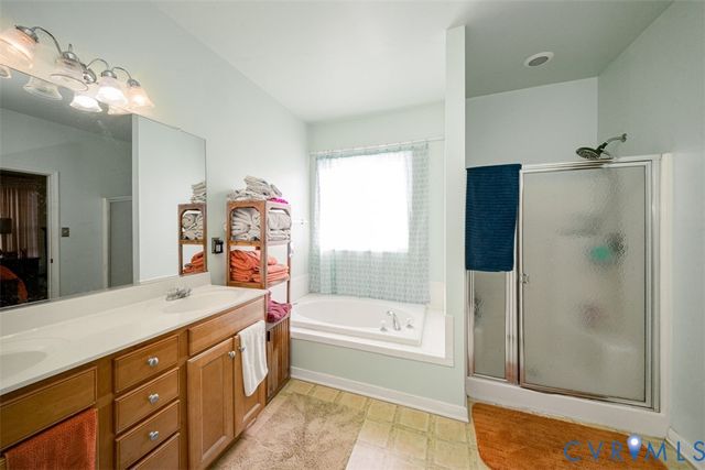 4506 Cara Hill Ln, Chester, VA 23831