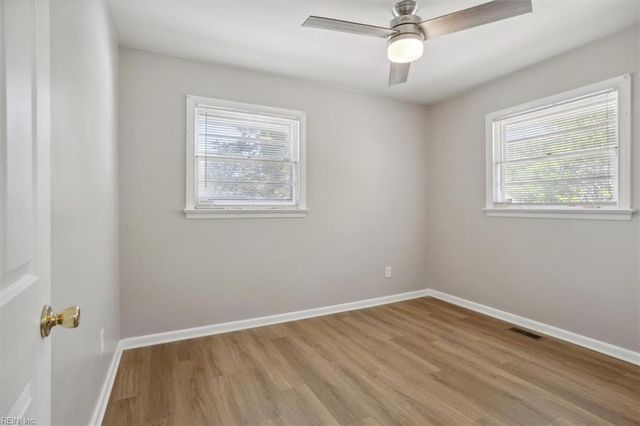 141 Albany DR, Hampton, VA 23666