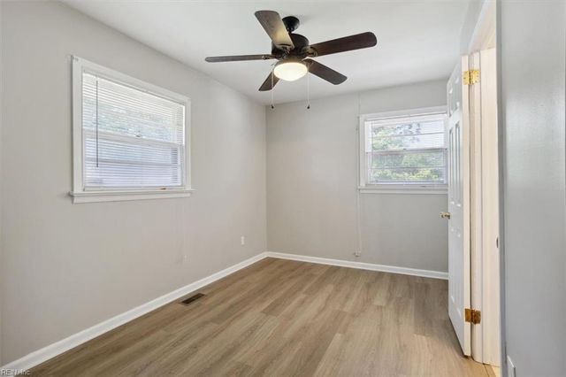 141 Albany DR, Hampton, VA 23666