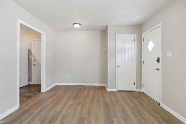 141 Albany DR, Hampton, VA 23666