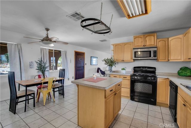 7565 Sherman Hoyt Avenue, 29 Palms, CA 92277