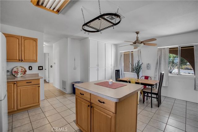 7565 Sherman Hoyt Avenue, 29 Palms, CA 92277