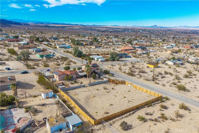 7565 Sherman Hoyt Avenue, 29 Palms, CA 92277