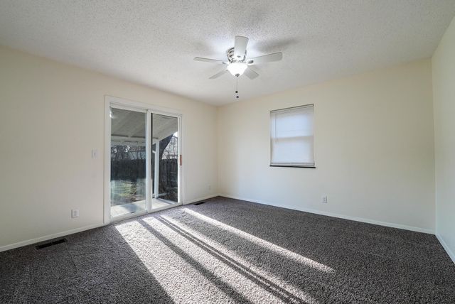 1216 N Spencer Dr, Augusta, KS 67010