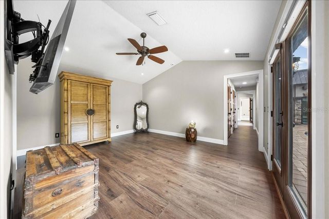 452 SE PARADISE POINT ROAD, Crystal River, FL 34429