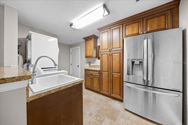 452 SE PARADISE POINT ROAD, Crystal River, FL 34429