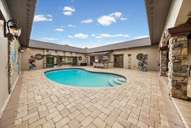 452 SE PARADISE POINT ROAD, Crystal River, FL 34429