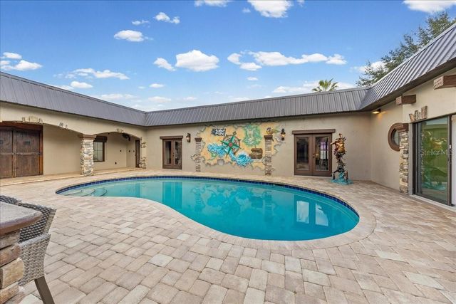 452 SE PARADISE POINT ROAD, Crystal River, FL 34429