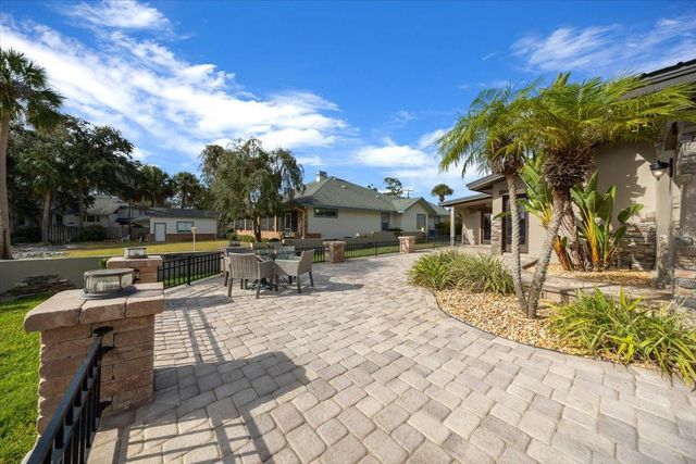 452 SE PARADISE POINT ROAD, Crystal River, FL 34429