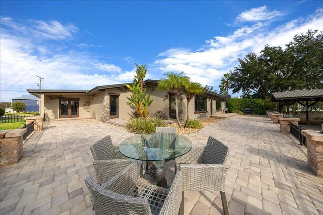 452 SE PARADISE POINT ROAD, Crystal River, FL 34429