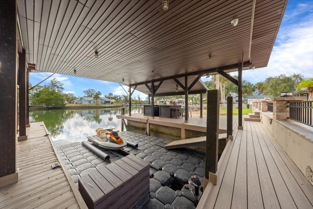 452 SE PARADISE POINT ROAD, Crystal River, FL 34429