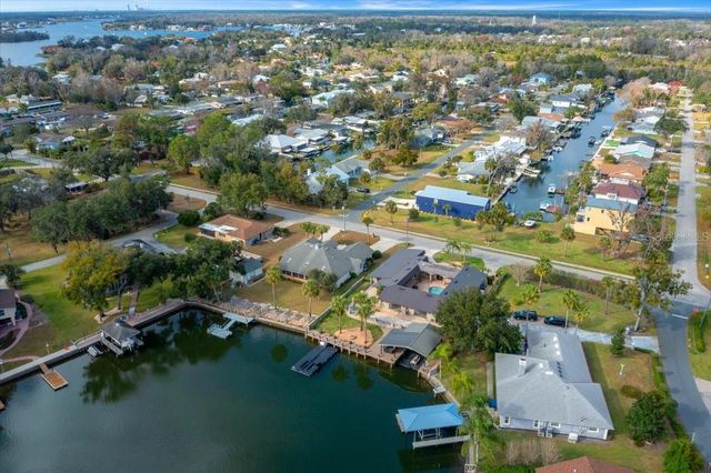 452 SE PARADISE POINT ROAD, Crystal River, FL 34429