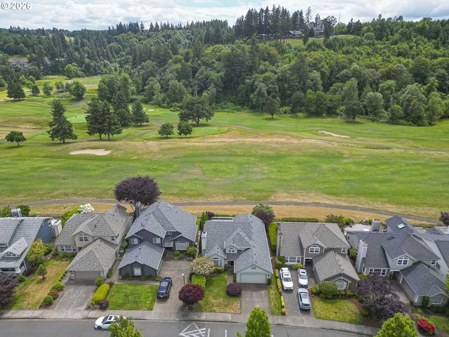 514 CREEKSIDE Dr, Salem, OR 97306