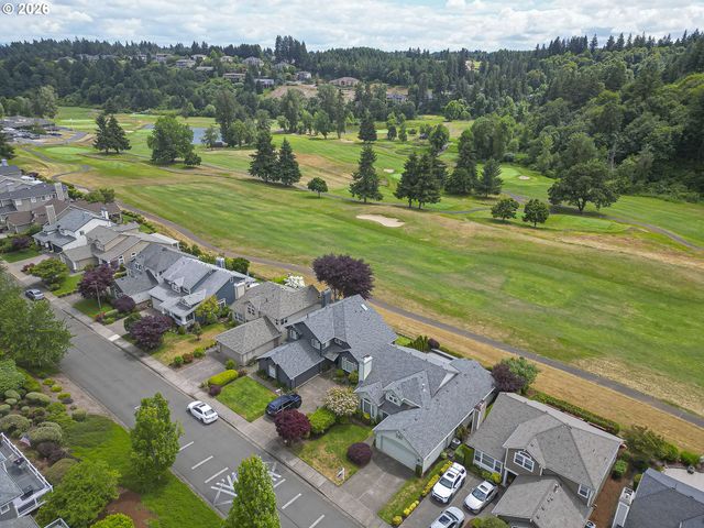 514 CREEKSIDE Dr, Salem, OR 97306
