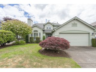 514 CREEKSIDE Dr, Salem, OR 97306