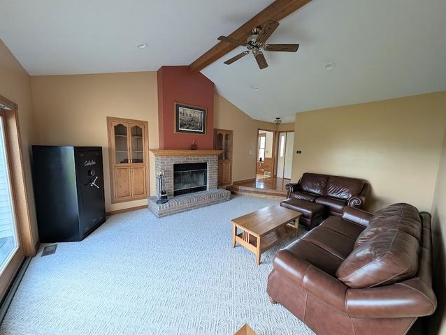 285 Delta Road, Freeland, MI 48623