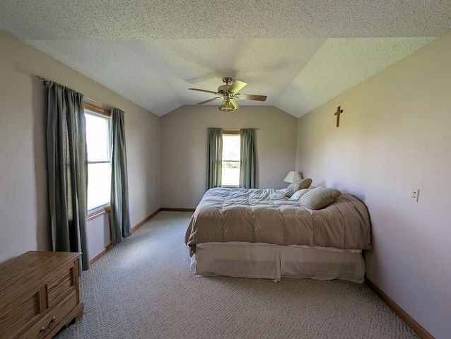 285 Delta Road, Freeland, MI 48623