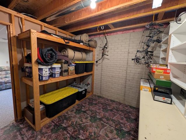 285 Delta Road, Freeland, MI 48623