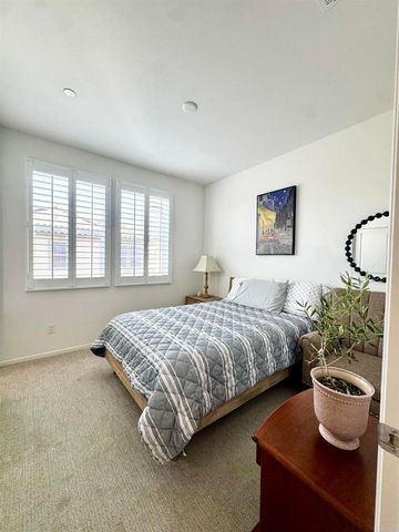 468 Carina Glen, Escondido, CA 92025