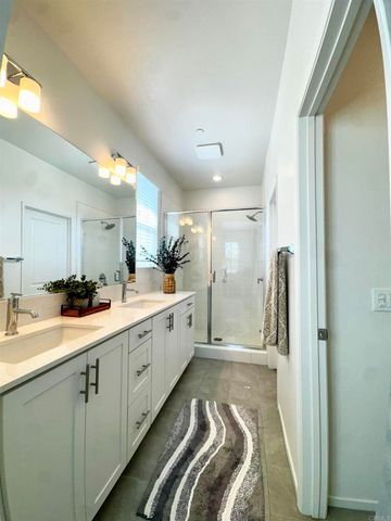 468 Carina Glen, Escondido, CA 92025