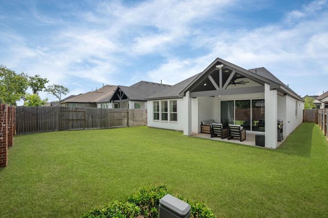 10631 Blossom River Drive, Missouri City, TX 77459
