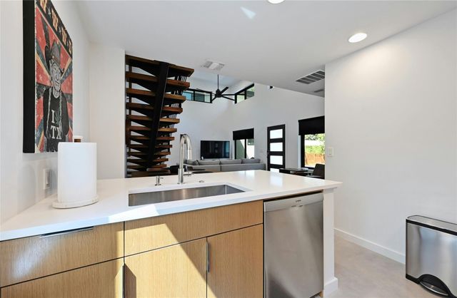 407 South Park DR 2, Austin, TX 78704