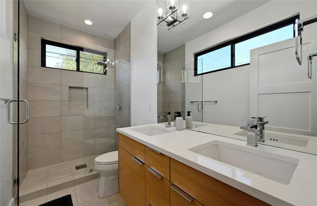 407 South Park DR 2, Austin, TX 78704