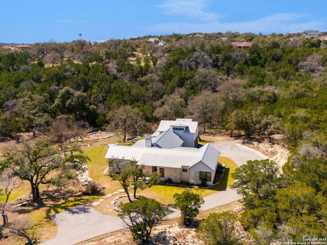 122 Sugar Springs, Canyon Lake, TX 78133