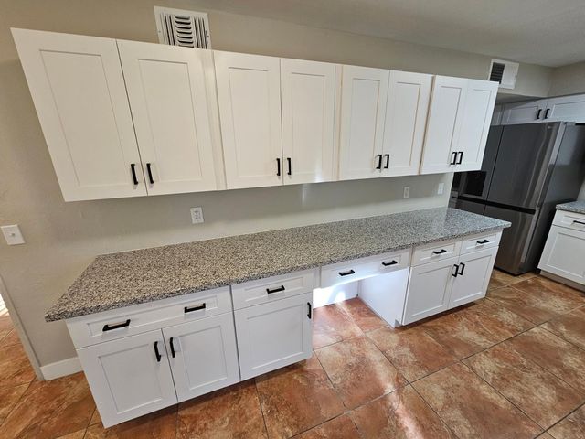 8702 W Pinnacle Peak Road, Peoria, AZ 85383