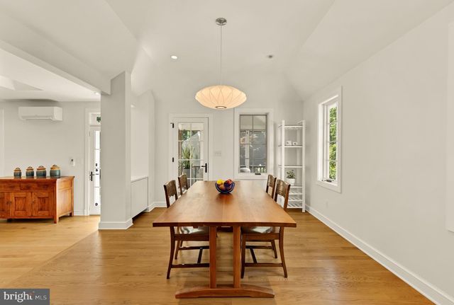 2108 ROSS RD, Silver Spring, MD 20910