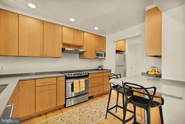 2108 ROSS RD, Silver Spring, MD 20910