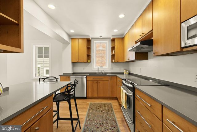 2108 ROSS RD, Silver Spring, MD 20910
