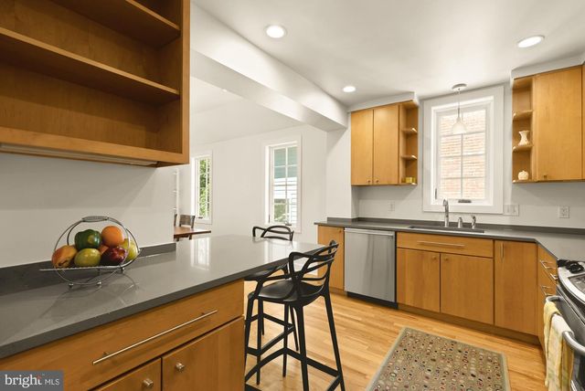 2108 ROSS RD, Silver Spring, MD 20910