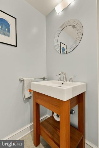 2108 ROSS RD, Silver Spring, MD 20910