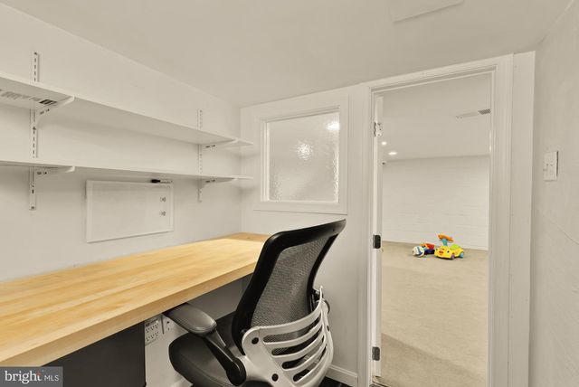 2108 ROSS RD, Silver Spring, MD 20910