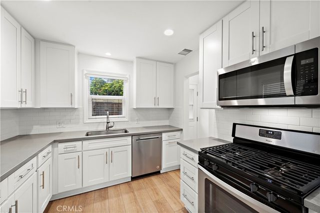 211 20th Street, Newport Beach, CA 92663