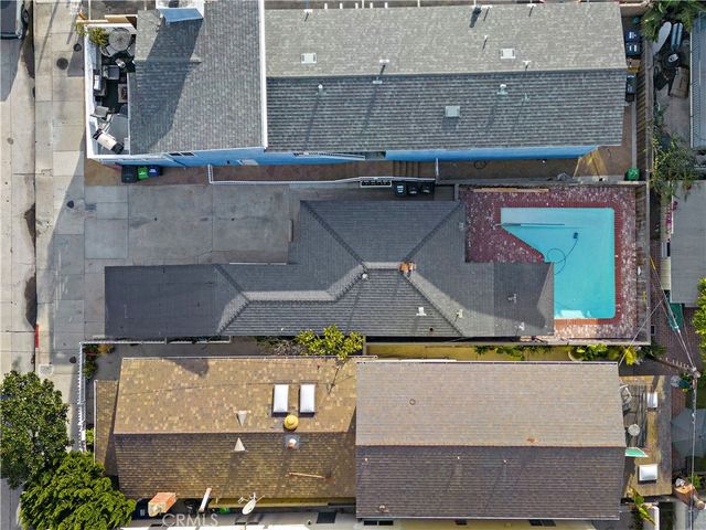 211 20th Street, Newport Beach, CA 92663