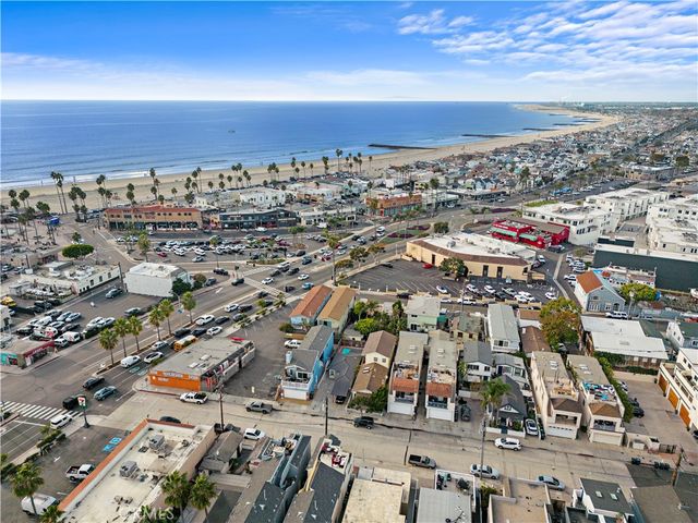 211 20th Street, Newport Beach, CA 92663