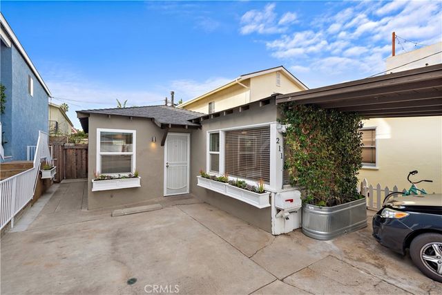 211 20th Street, Newport Beach, CA 92663