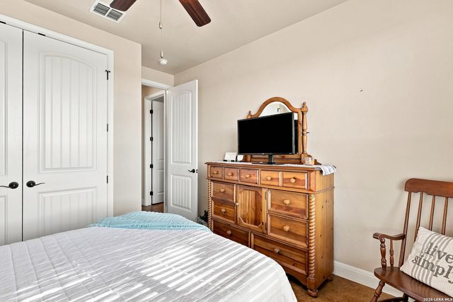 1250 County Road 304, Floresville, TX 78114