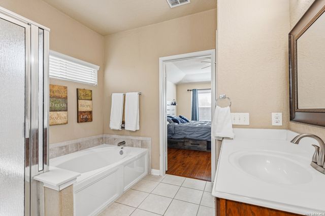 5722 Ginger Rise, San Antonio, TX 78253