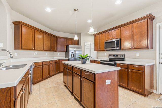 5722 Ginger Rise, San Antonio, TX 78253