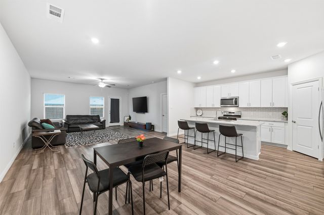 1604 Briar Hunt Drive, Forney, TX 75126