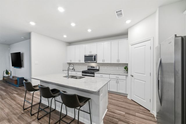 1604 Briar Hunt Drive, Forney, TX 75126