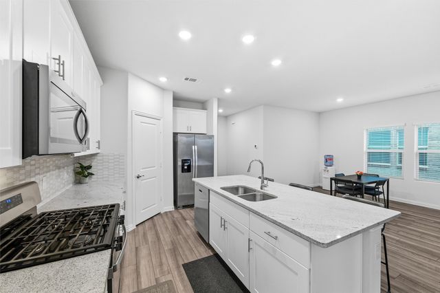 1604 Briar Hunt Drive, Forney, TX 75126