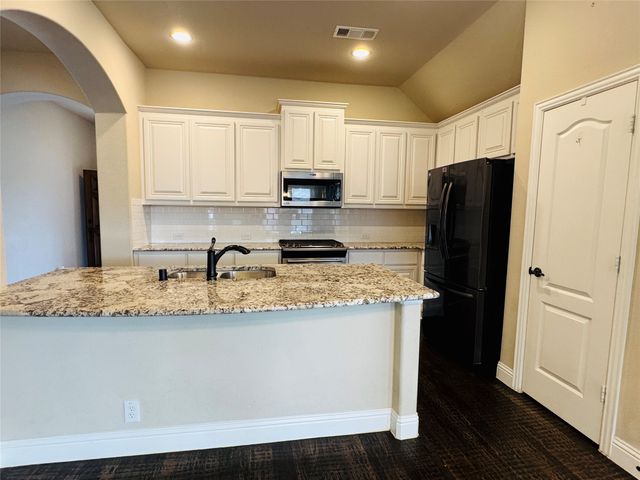 5820 PRIORY Drive, Celina, TX 76227