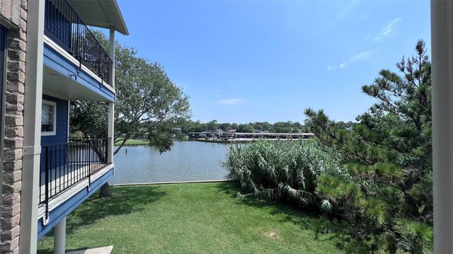 18519 Egret Bay Boulevard 1915, Houston, TX 77058